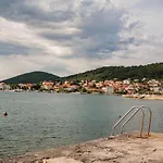 Holiday home Traditional House By The Sea *