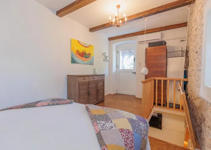 Traditional House By The Sea Дом отдыха