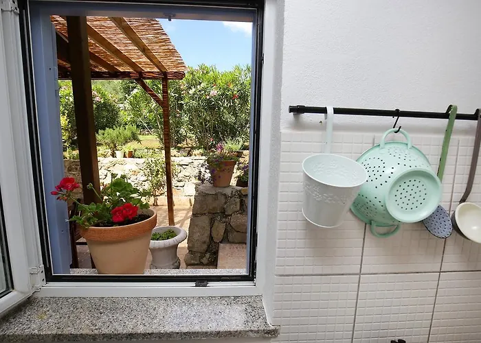 Дом отдыха Traditional House By The Sea